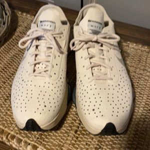 Men’s size 10 Nike air zoom